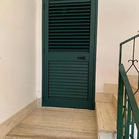 Casa Ridente: Centro * 切萨雷奥港